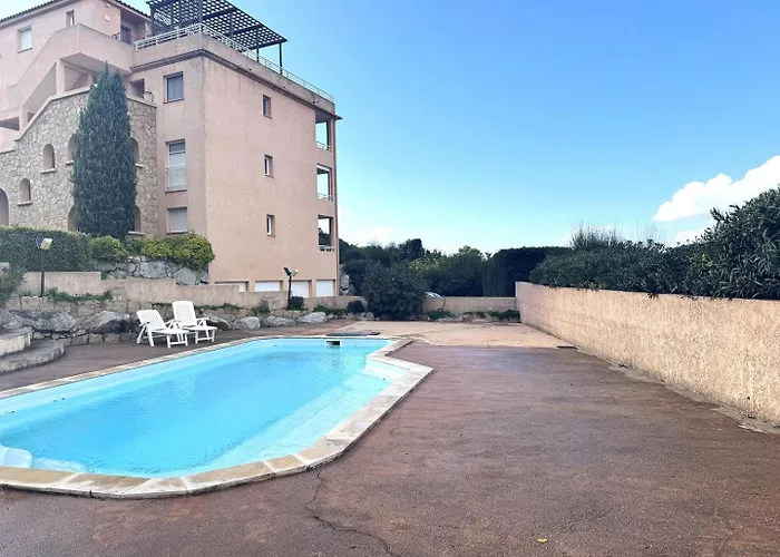 Avec Vue Imprenable Sur La Mer, Terrasse Et Piscine 普罗普里亚诺