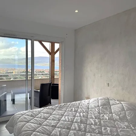 Avec Vue Imprenable Sur La Mer, Terrasse Et Piscine شقة *